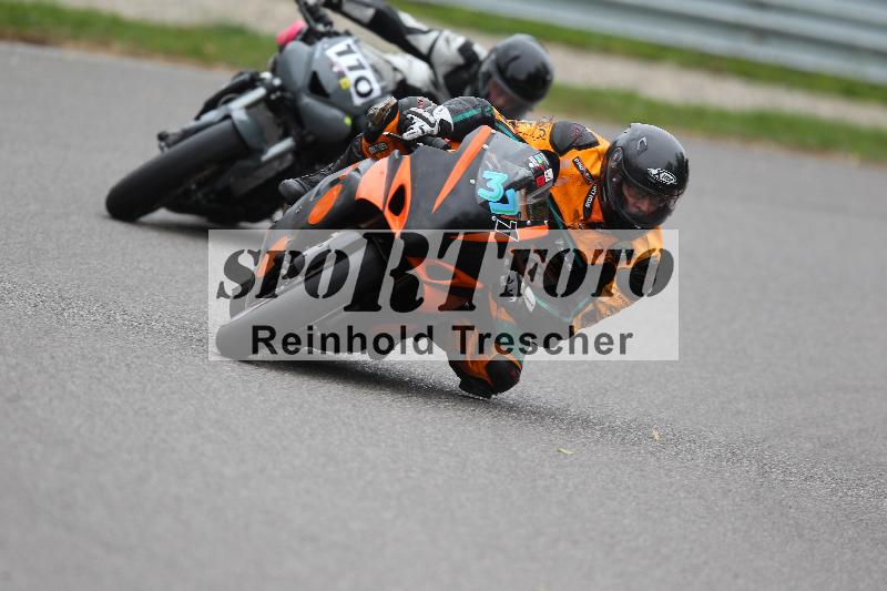 /Archiv-2022/69 14.10.2022 Speer Racing ADR/Freies Fahren rot und gelb/110